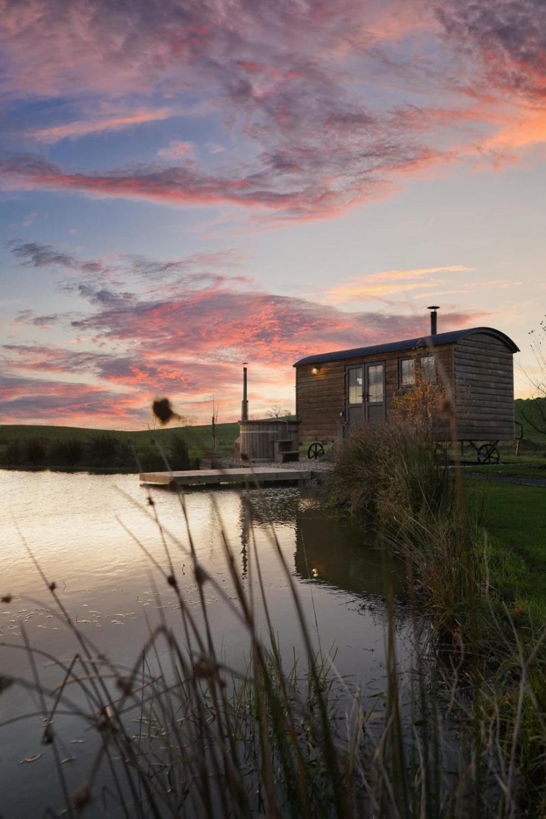 Four Acres Farm Shepherds Huts Donaghadee Dış mekan fotoğraf
